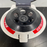 USA Scientific Micro Centrifuge image 2